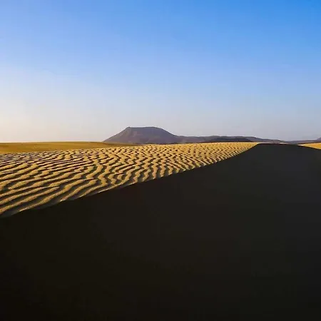 Apartment Saltwater Heated Pool, Air-con, Adult Only *