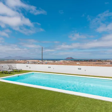 Saltwater Heated Pool, Air-con, Adult Only