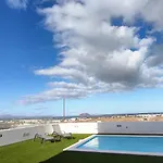 Saltwater Heated Pool, Air-con, Adult Only Lägenhet *