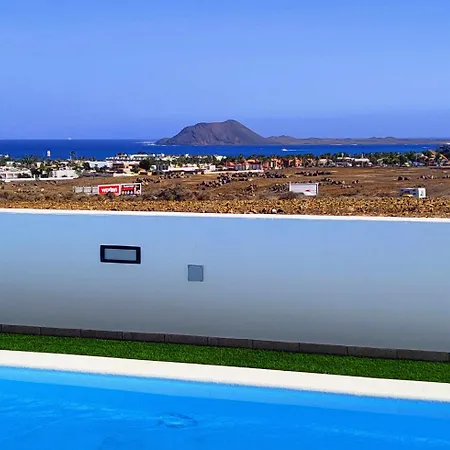 Saltwater Heated Pool, Air-con, Adult Only Lejlighed Corralejo